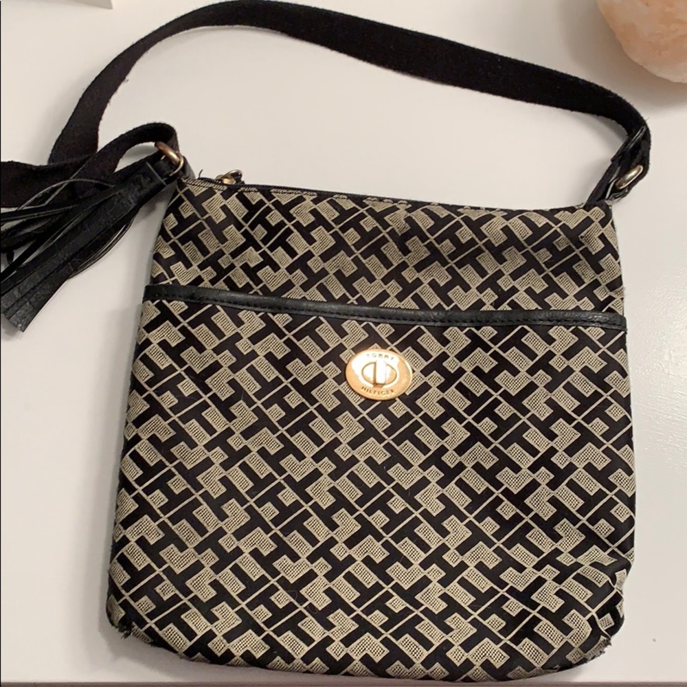 Tommy Hilfiger purse